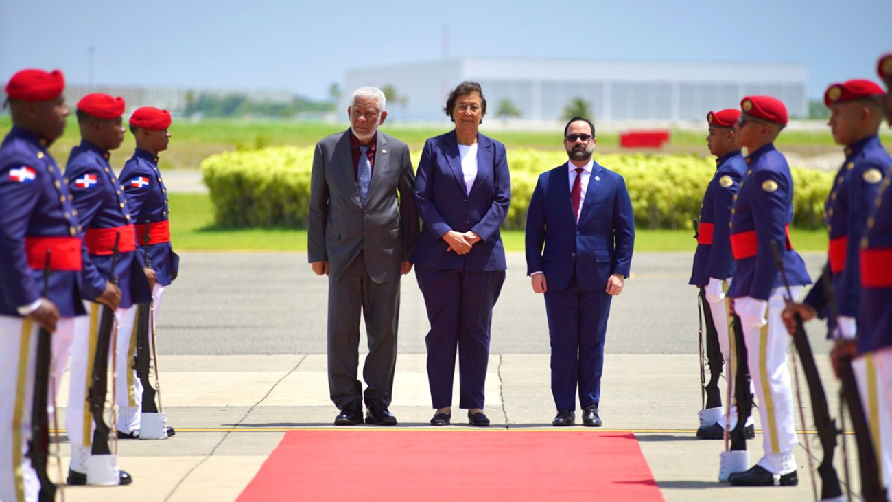 Dominican Republic Welcomes Surinamese President Jennifer Geerlings-Simons for Official Visit